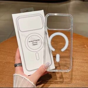 iPhone 17 Pro Max MagSafe Clear Case – NEW
